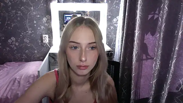 Snapshot of JennaLomeri chatting on June 2026 10:59:02 AM JennaLomeri online show from June 2026 10:59:02 AM