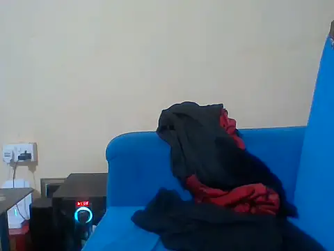 Snapshot of Skylark612 chatting on June 2026 09:25:02 AM Skylark612 online show from June 2026 09:25:02 AM