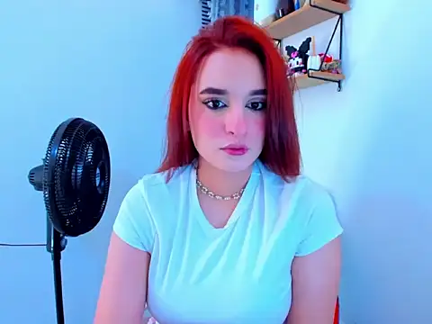 Aishas00 online show from June 2026 06:29:02 PM