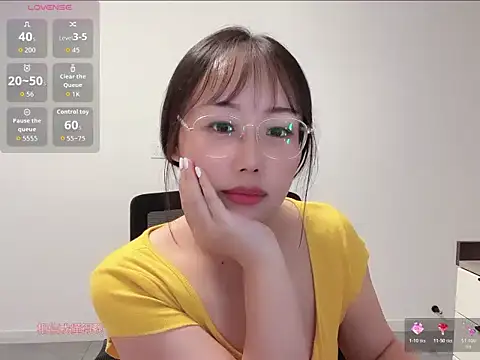 bazhuachushouguai online show from June 2026 02:33:01 PM