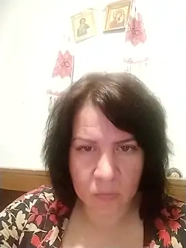 LinaLuna999 online show from June 2026 06:00:02 PM
