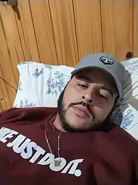 brunopoa19 online show from May 2026 05:59:01 AM