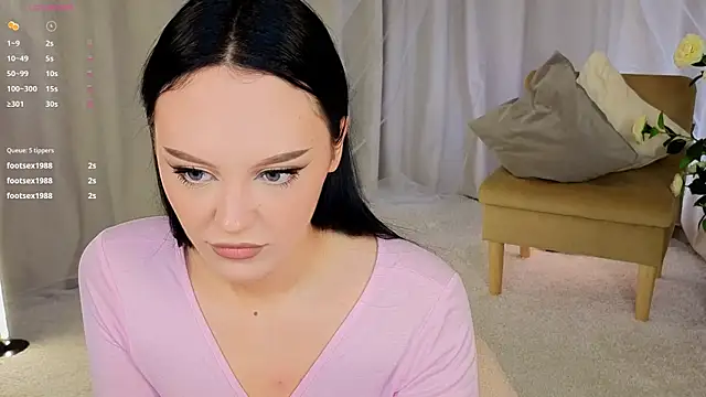 Cassadyy online show from June 2026 07:46:01 AM
