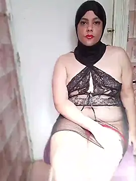 LenaQPeach online show from June 2026 12:48:02 PM