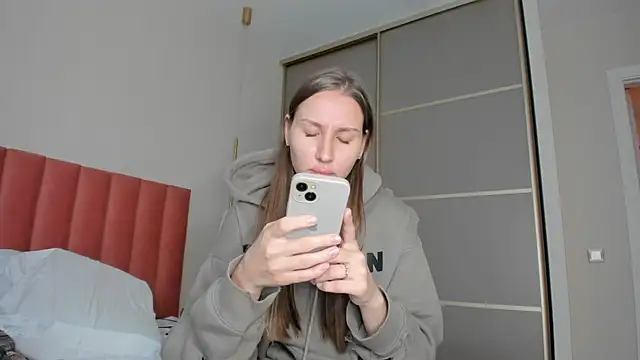 SofiClimbing online show from January 2025 08:57:02 AM