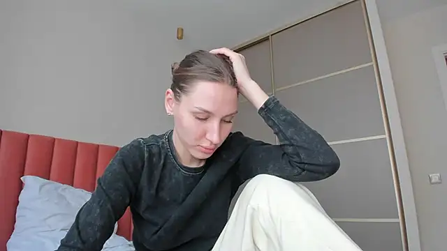 SofiClimbing online show from February 2025 06:51:02 AM