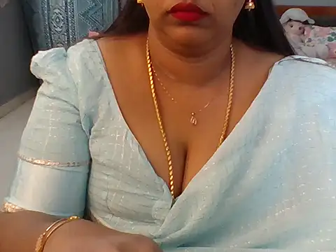 Snapshot of Tamil_hot_Meenu chatting on June 2026 06:25:02 AM Tamil hot Meenu online show from June 2026 06:25:02 AM