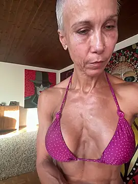 Snapshot of GymQueenCarmen chatting on July 2026 05:50:02 AM GymQueenCarmen online show from July 2026 05:50:02 AM