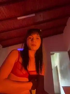 Nahomy222 online show from June 2026 03:50:01 PM
