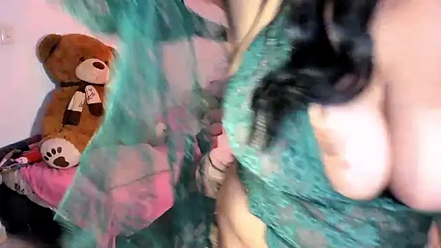 Snapshot of Meganxx1 chatting on January 2026 03:04:02 PM Meganxx1 online show from January 2026 03:04:02 PM