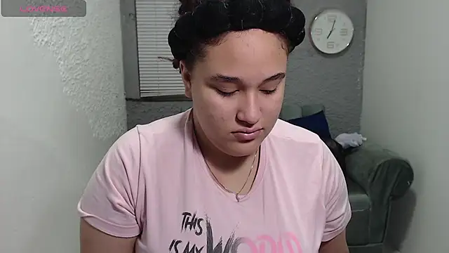 leilasosexy online show from June 2026 12:20:02 PM