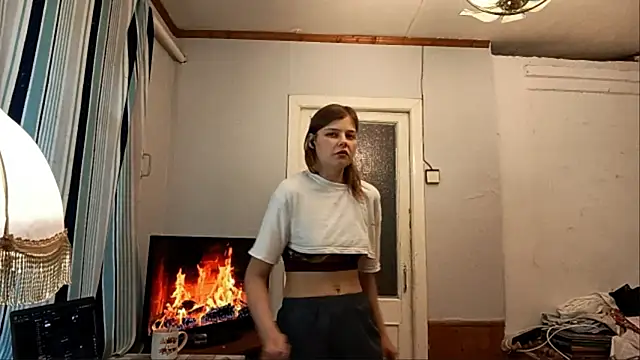 Snapshot of SonyaElliston chatting on June 2026 04:28:02 PM SonyaElliston online show from June 2026 04:28:02 PM