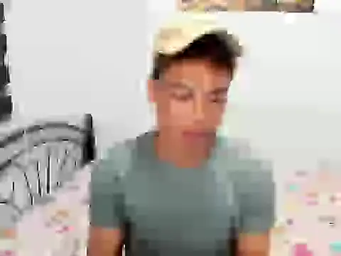 urfucker vinz online show from June 2026 04:11:02 PM