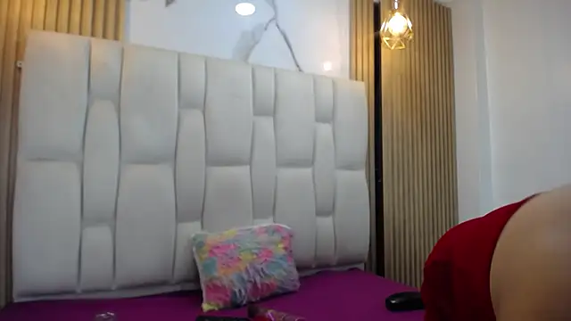 ClovyZenvy online show from July 2026 10:39:01 AM