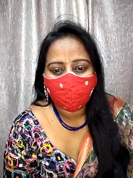 Snapshot of Nithya_ chatting on June 2026 06:22:01 AM Nithya online show from June 2026 06:22:01 AM