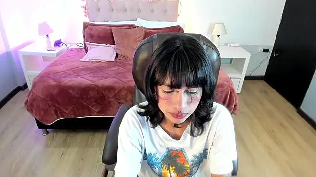 kat cute   online show from June 2026 03:09:02 AM