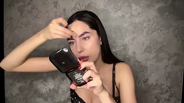 Ailish Loveee online show from June 2026 03:27:01 PM