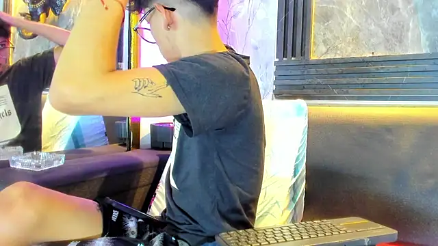 Brianhot0F online show from June 2026 11:48:02 AM