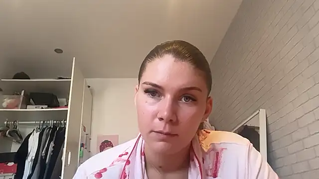 Melissamayy online show from August 2026 12:18:01 PM