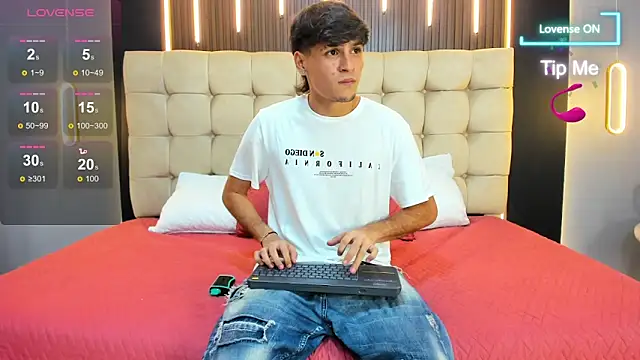 Zack23   online show from June 2026 03:08:02 AM