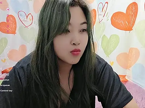 Snapshot of xiaoxi-88 chatting on June 2026 12:04:02 PM xiaoxi-88 online show from June 2026 12:04:02 PM