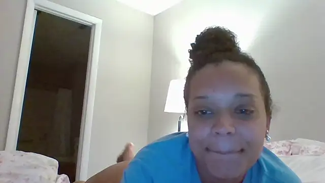 Cinnamon-kisses online show from June 2026 09:24:01 PM
