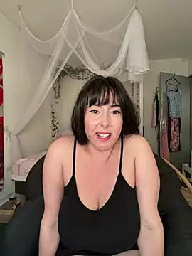 Snapshot of juliee1979 chatting on June 2026 06:12:01 PM juliee1979 online show from June 2026 06:12:01 PM
