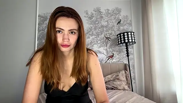 LolaOops online show from June 2026 06:05:02 AM