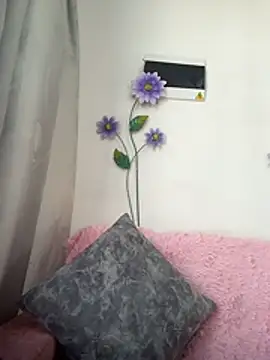 Snapshot of Mia_Hony chatting on July 2026 07:27:02 PM Mia Hony online show from July 2026 07:27:02 PM