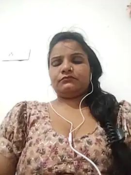 Snapshot of Cut_rani64 chatting on June 2026 04:28:01 PM Cut rani64 online show from June 2026 04:28:01 PM