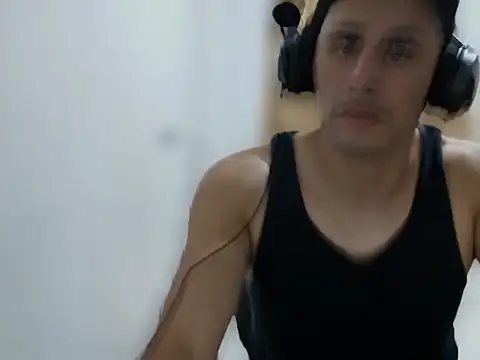 Snapshot of herbertsheff chatting on June 2026 12:31:01 AM herbertsheff online show from June 2026 12:31:01 AM