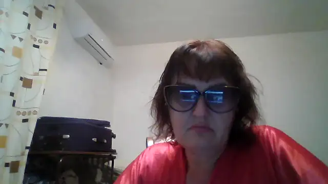 ErikaXShine online show from June 2026 08:22:01 PM