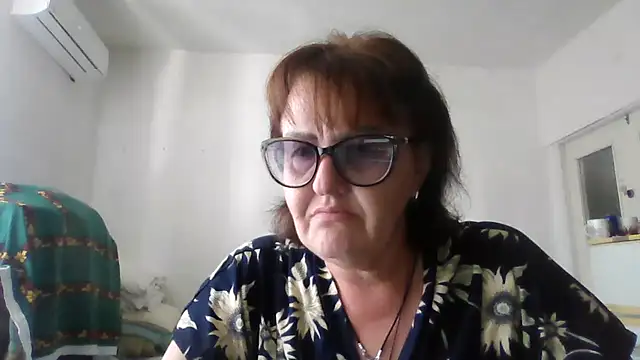 ErikaXShine online show from June 2026 11:41:01 AM