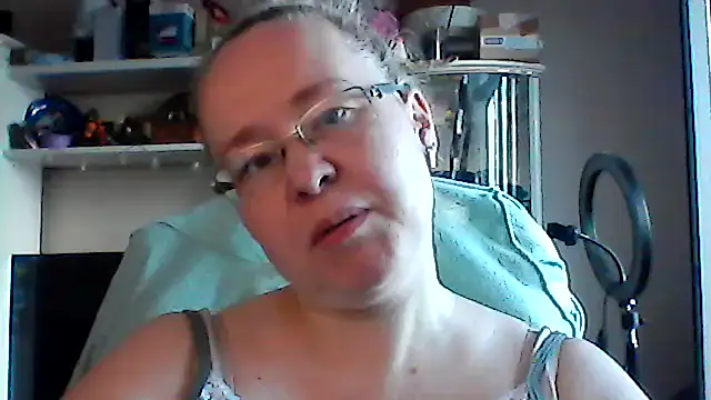 Viola27 online show from June 2026 10:18:01 AM