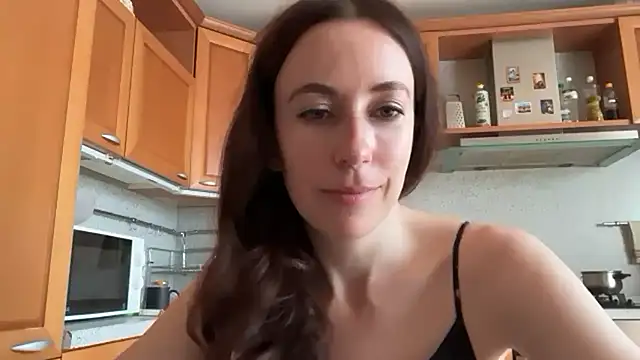Snapshot of Flamingo_Queen chatting on June 2026 07:46:01 AM Flamingo Queen online show from June 2026 07:46:01 AM