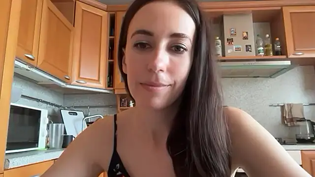 Snapshot of Flamingo_Queen chatting on July 2026 10:32:02 AM Flamingo Queen online show from July 2026 10:32:02 AM