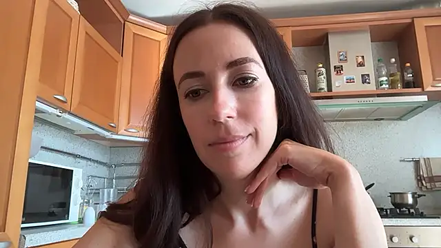 Snapshot of Flamingo_Queen chatting on July 2026 06:08:01 AM Flamingo Queen online show from July 2026 06:08:01 AM