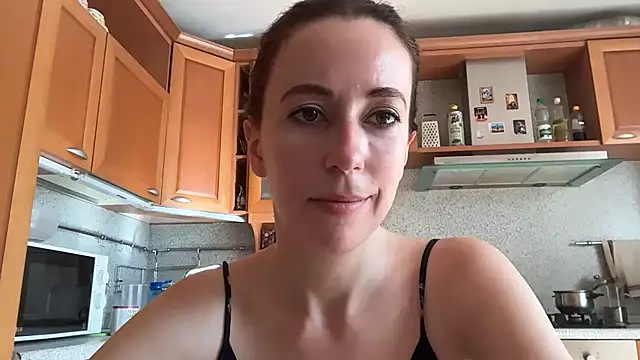 Snapshot of Flamingo_Queen chatting on August 2026 05:42:02 AM Flamingo Queen online show from August 2026 05:42:02 AM
