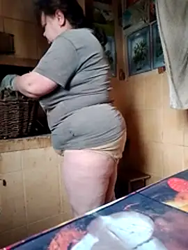 Snapshot of oksana72 chatting on February 2026 07:16:02 AM oksana72 online show from February 2026 07:16:02 AM