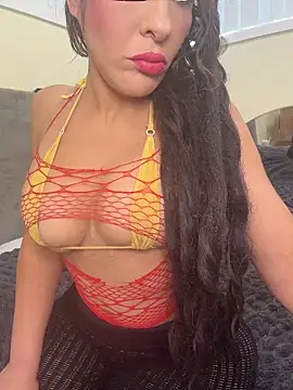 lindalove692003 online show from June 2026 11:52:01 PM