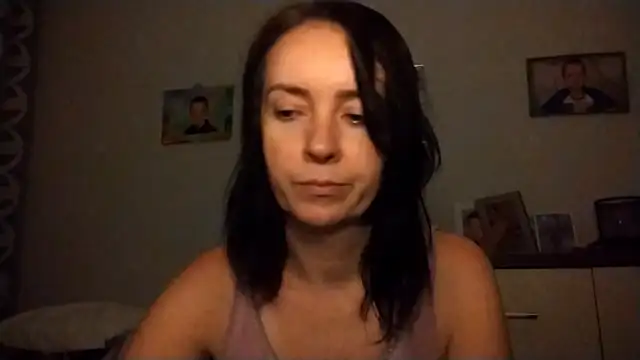 Snapshot of JenniferAlone chatting on July 2026 08:15:02 PM JenniferAlone online show from July 2026 08:15:02 PM