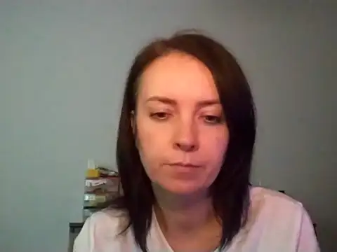 Snapshot of JenniferAlone chatting on July 2026 09:06:02 PM JenniferAlone online show from July 2026 09:06:02 PM