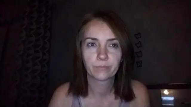 Snapshot of JenniferAlone chatting on July 2026 08:29:01 PM JenniferAlone online show from July 2026 08:29:01 PM