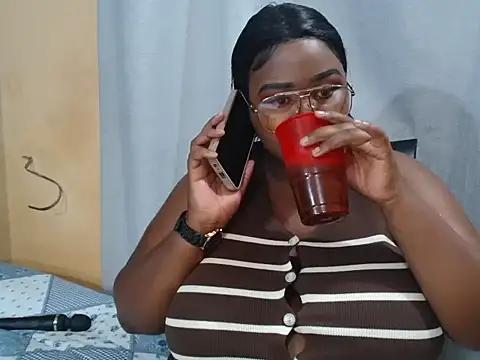 ChocolateChubbyx online show from June 2026 05:44:01 PM