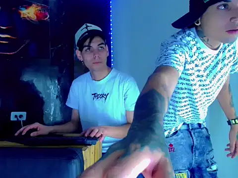 TheShamefulBoys online show from June 2026 09:32:02 PM