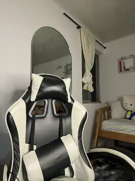 Selenyx 3 online show from July 2026 01:59:02 AM