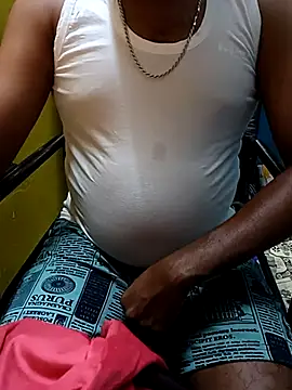 Snapshot of Lawrencedlkk007 chatting on February 2025 05:28:01 PM Lawrencedlkk007 online show from February 2025 05:28:01 PM