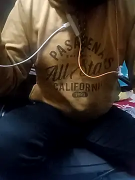 Snapshot of Lawrencedlkk007 chatting on February 2026 02:43:02 PM Lawrencedlkk007 online show from February 2026 02:43:02 PM