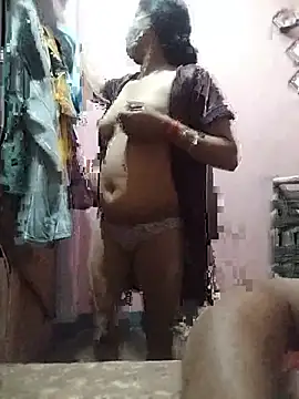 House girl22 online show from July 2026 04:57:01 PM