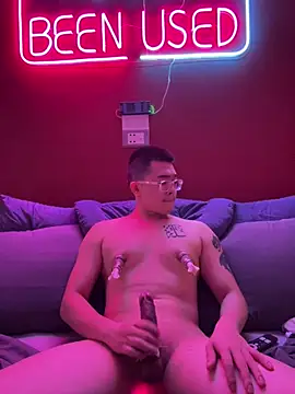 iamtobias online show from June 2026 12:49:01 PM